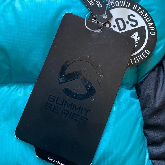 The North Face Summit L6 Down Puffer Parka - Picture 6 of 14